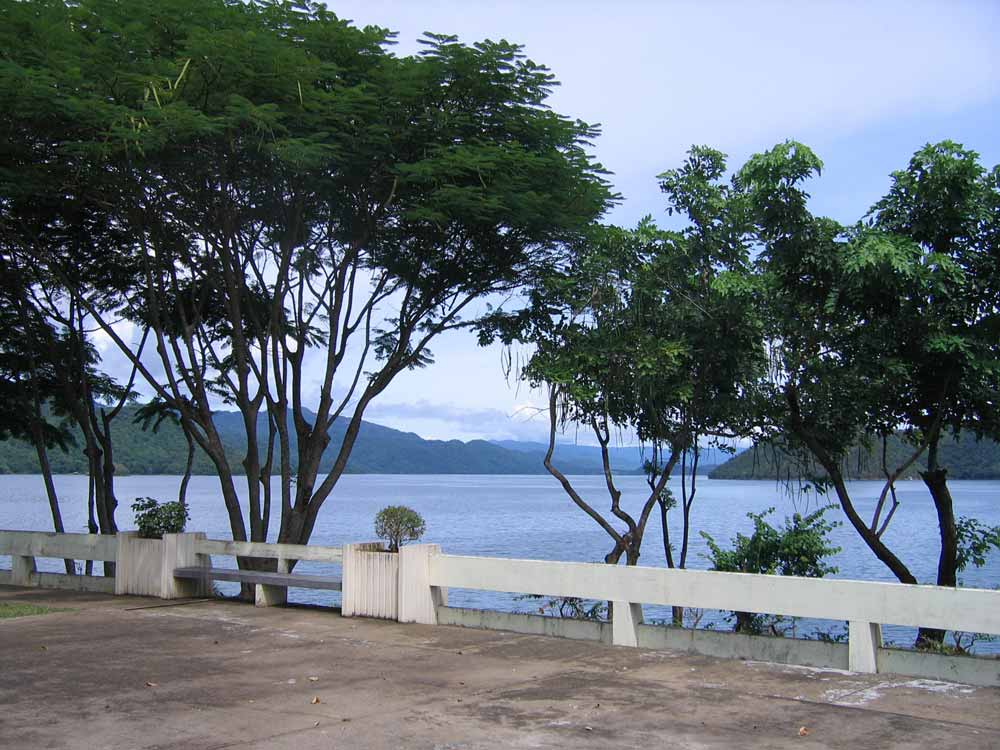 Srinakarin Dam 